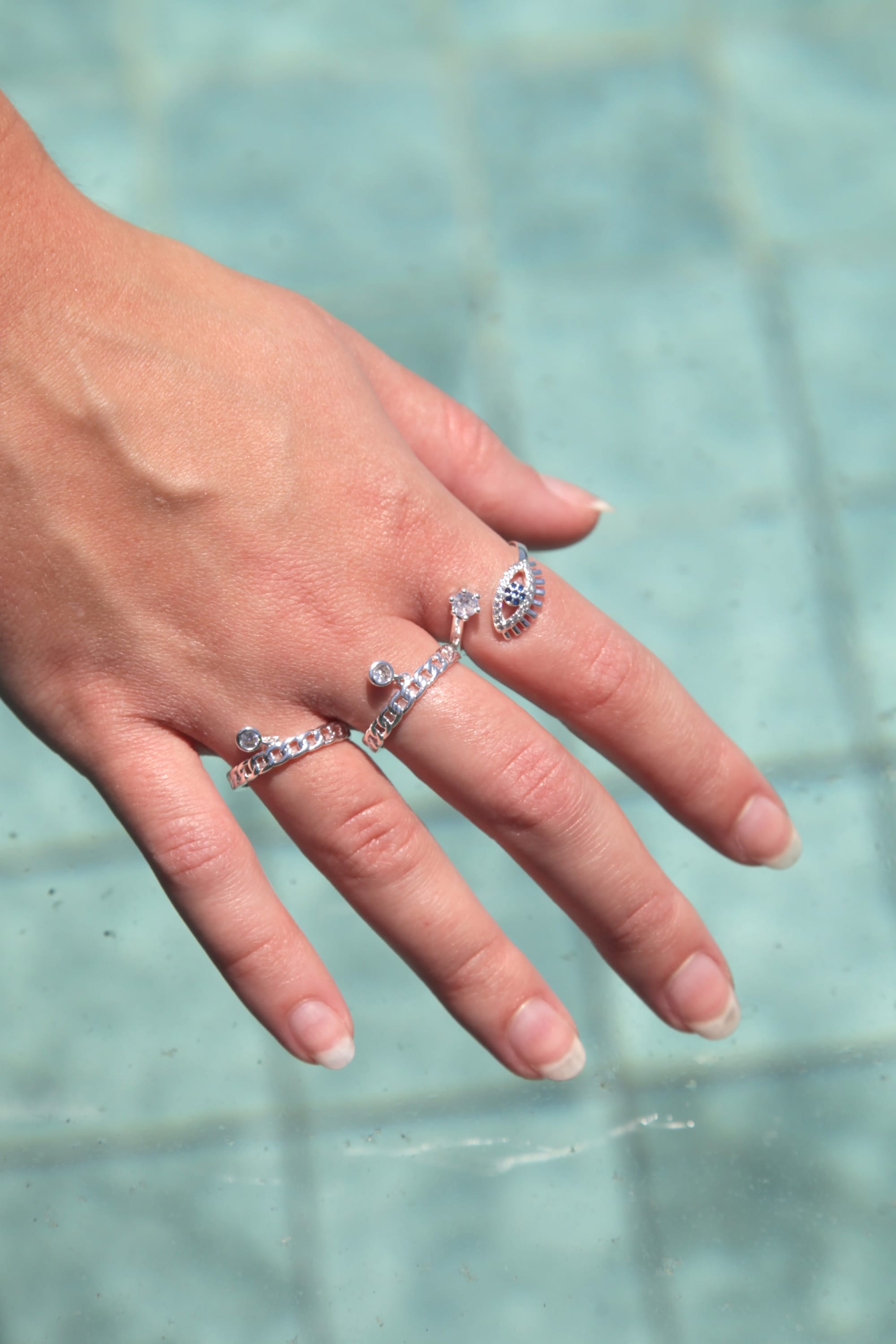Ear Cuff Estrelinhas Banhada à Prata — Plaka Acessórios