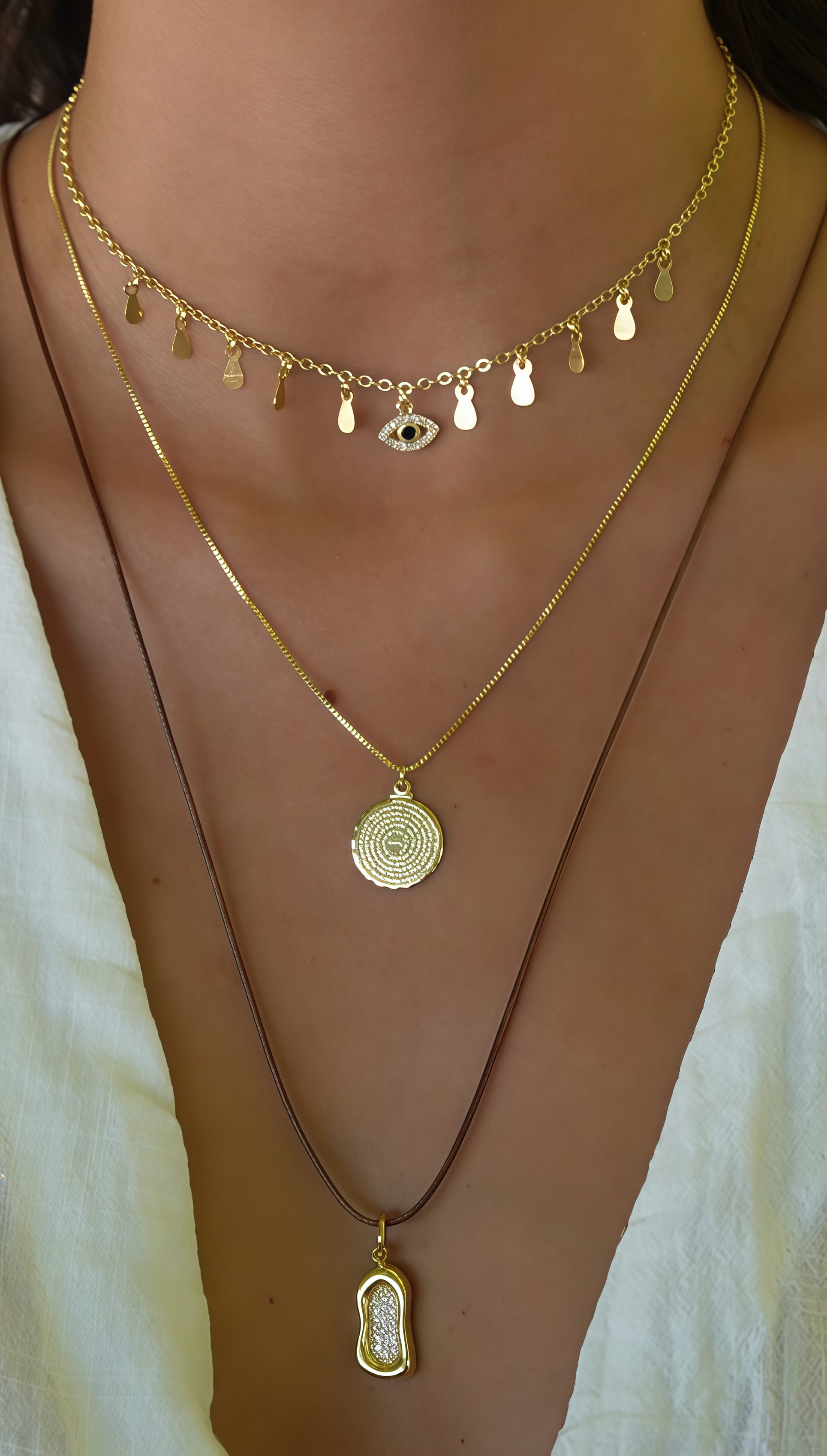Colar Choker Disco Heart: 3 milésimos ouro 18k — Plaka Acessórios