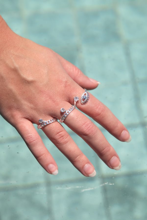 Ear Cuff Estrelinhas Banhada à Prata — Plaka Acessórios